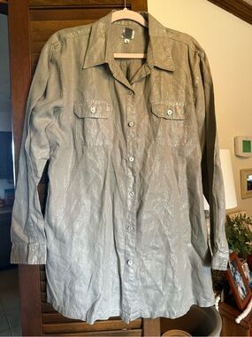 Chico’s size 3 100% linen blouse camp shirt brown with shimmer XL